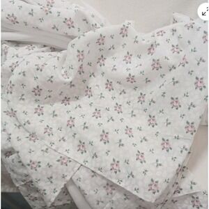 Dan River Bedskirt Queen 13" Ruffle White Pink Floral Rose Romantic Cottagecore